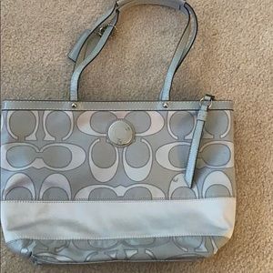 Women’s Coach Purse